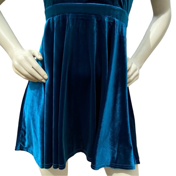 ALTAR’D STATE Deep Teal Blue Velvet Sleeveless Halter Cut Out Pleated Mini Dress - Picture 9 of 16